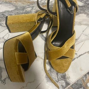 Forever 21 chunky heels . Size 7